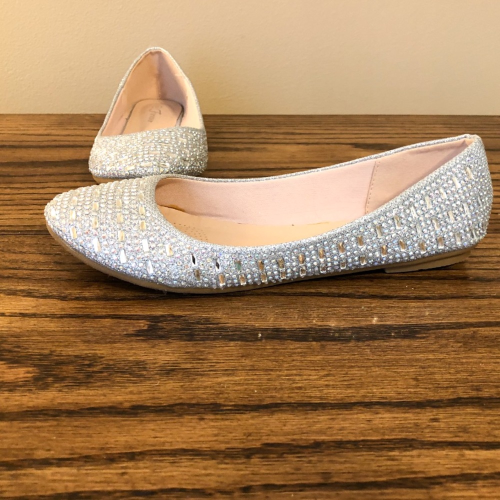 WOMENS SHOES